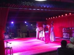-关东情主题文化演艺餐厅