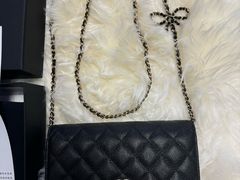 -聚云奢二手奢侈品黄金手表包包回收·中古店(三里屯总店)