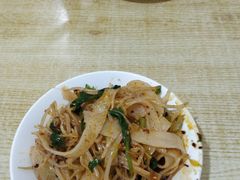 -钰园秦镇米皮(长安西路三兴园店)