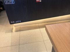 -瑞幸咖啡(深圳宝安机场国内到达厅店)