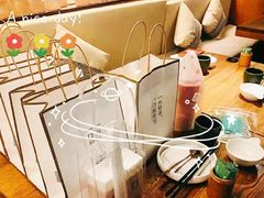 -奈雪的茶(优特汇店)