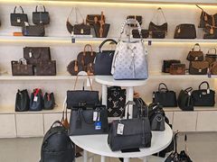-六六奢品·vintage中古·回收二手奢侈品包包手表首饰(环球港店)