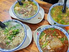-叶新小吃店(来凤小区总店)