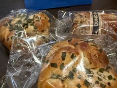 -小飞象面包公社(珠江路金鹰店)