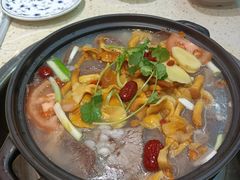 -九寨沟特色牦牛肉汤锅