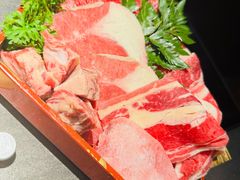 -铭牛烧肉·和牛海鲜自助(高新月牙湖店)