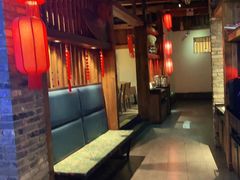 -挂旗柴锅鸡(蚌山区嘉年华店)