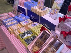 -巴黎贝甜(大宁国际商业广场店)