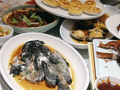 -沪华海鲜大酒楼(南汇店)