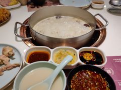 -洪氏嗨捞·猪肚鸡火锅(阳光天地店)