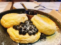 黑糖珍珠奶油热香饼-The Rug Cafe(王府中环店)