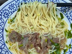 -李与白包子铺(桐梓林店)