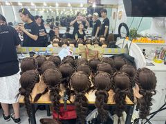 -首脑美容美发化妆美甲培训学校(龙岗校区)