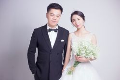 -太郎花子婚纱摄影艺术中心