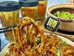 -天宝食坊·啫啫煲大排档(西华路店)