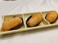 榴莲千丝酥-稻香酒家·34年老字号·港式粤菜(汉街店)