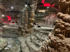 -泉城欧乐堡戏水湾艺术养生温泉