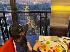 -古井假日酒店金桂冠旋转自助餐厅(长江东路店)