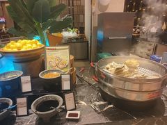-广州万富希尔顿酒店·感趣自助餐厅·金秋蟹宴生蚝海鲜刺身