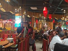 -老滇山寨•云南特色菜•地方菜•民族风情歌舞表演(金碧店)