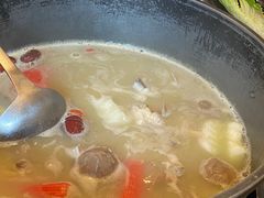-汤宴·参须肚包鸡(南京路店)