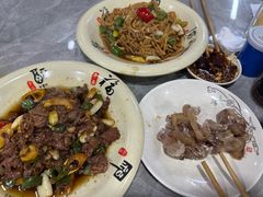 -何永光123鲜牛肉馆(1号店)
