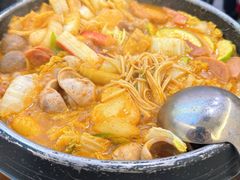 -豚妈妈汤饭·部队锅(南京东路店)