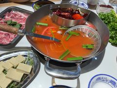-王奋斗贵州酸汤牛肉火锅