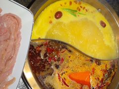 -小天鹅火锅·一线江景洪鼎旗舰店(洪崖洞店)