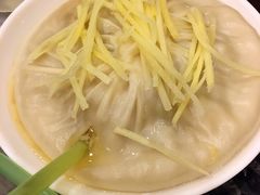 -龙咆汤包·手工现包小笼(拱北口岸店)