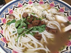 十年经典牛肉粉-鑫花溪牛肉米粉(人民广场店)
