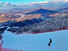 -中旅松花湖滑雪场