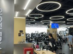 -Z&B Fitness Studio·Gym(前滩L+PLAZA店)