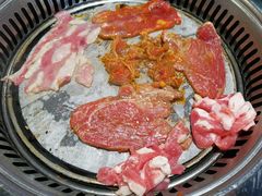 -九寸花汀海鲜烤肉自助(中东迪克店)