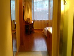 -全季酒店(广州越秀公园店)