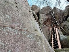 -崂山巨峰游览区