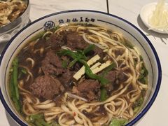 -镇南锅盖面馆(解放路店)