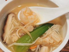 -赶海部落海鲜城(海阳路店)