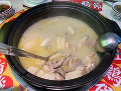 竹笙王猪肚鸡-顺德公广东猪肚鸡·煲仔饭(白石洲店)