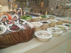 -海口绿发希尔顿酒店-田园汇自助餐·三文鱼·海鲜