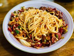 -歹歹的加个面过油肉拌面