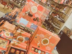 -VENCHI 闻绮(北京国贸商城店)