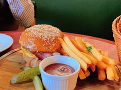 -羽深肉铺 Steak & Wine