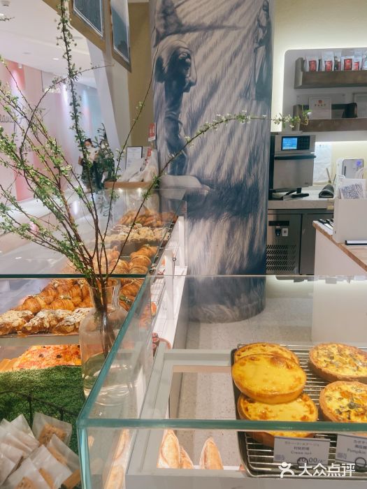 Perma Café樸門(五羊店)面包甜点陈列柜图片