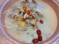 -阿婆情腊排骨火锅·野生菌季(古城旗舰店)