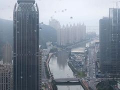 -大连星海皇冠假日酒店