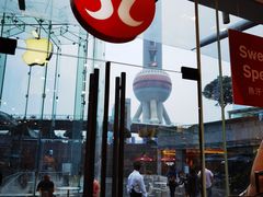 -lululemon(上海浦东IFC店)