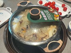 -菌自在·云南野生菌火锅(长安万达店)