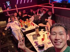 -星聚会KTV(上海东方渔人码头店)