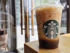 -星巴克臻选(威海威高广场店)